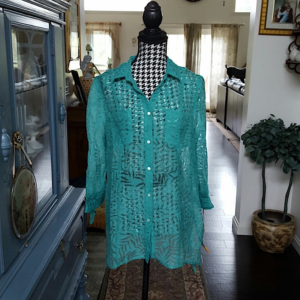 Ruby Rd. Shirt Size M - Picture 2 of 5